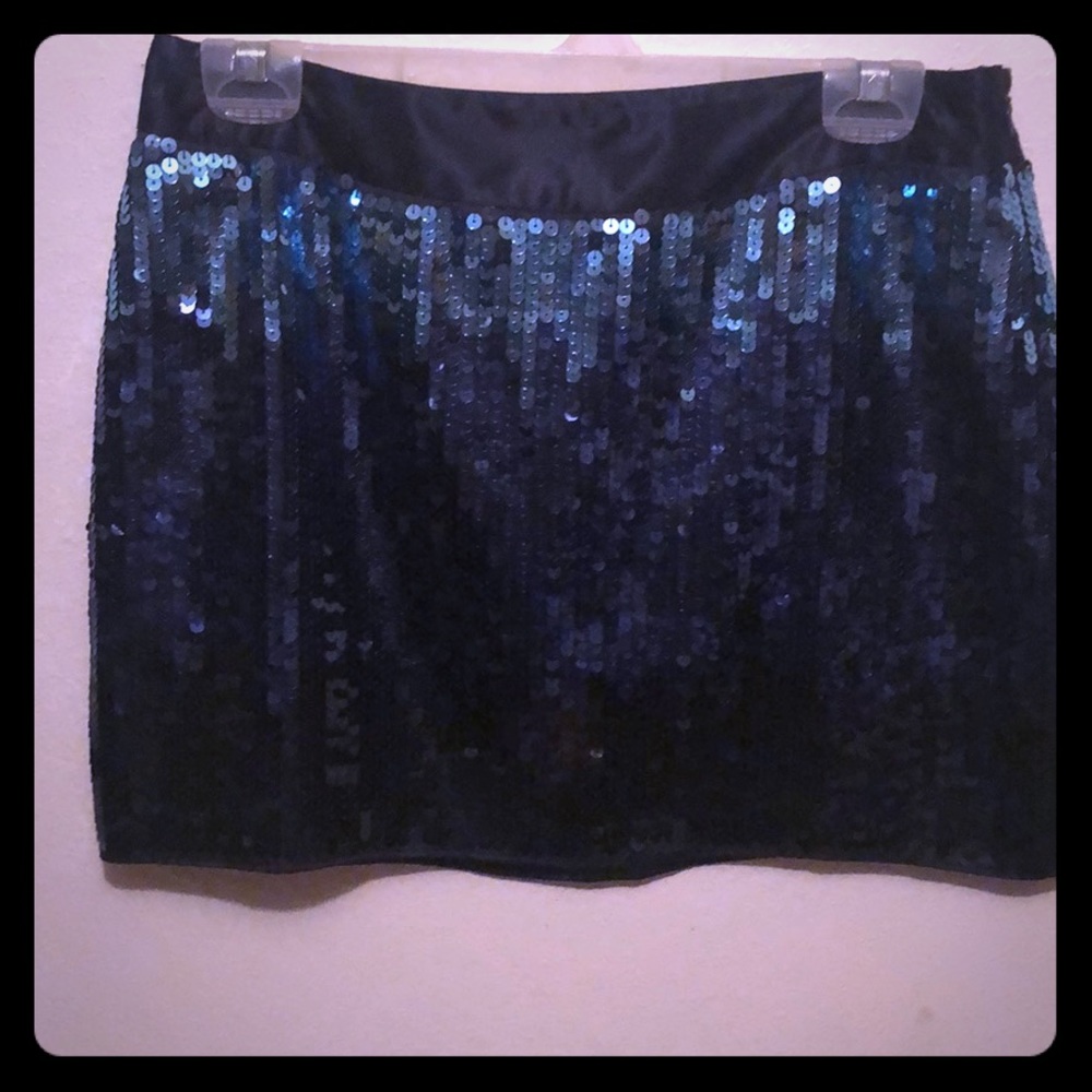 Express sequin party skirt